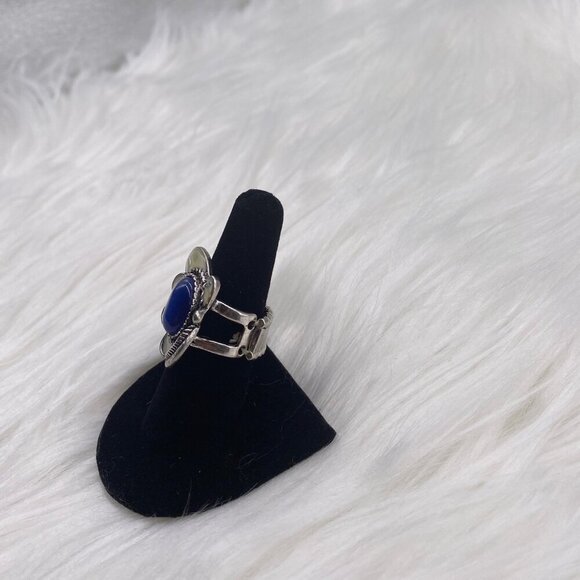 Paparazzi "FairyTale Magic" Blue Ring Stretch Band For Women - Picture 4 of 7